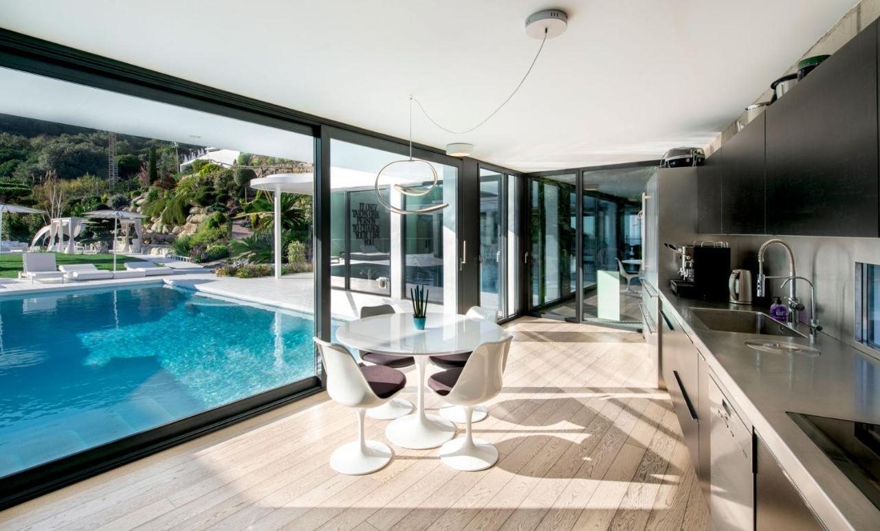 Ibiza Style Barcelona Luxury Villa Бадалона Екстериор снимка