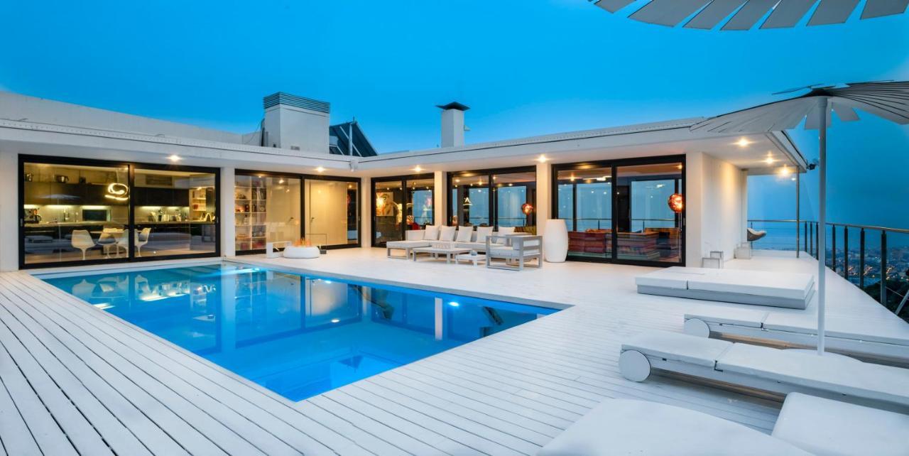 Ibiza Style Barcelona Luxury Villa Бадалона Екстериор снимка