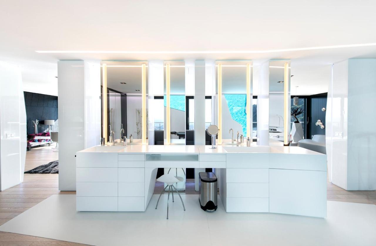 Ibiza Style Barcelona Luxury Villa Бадалона Екстериор снимка